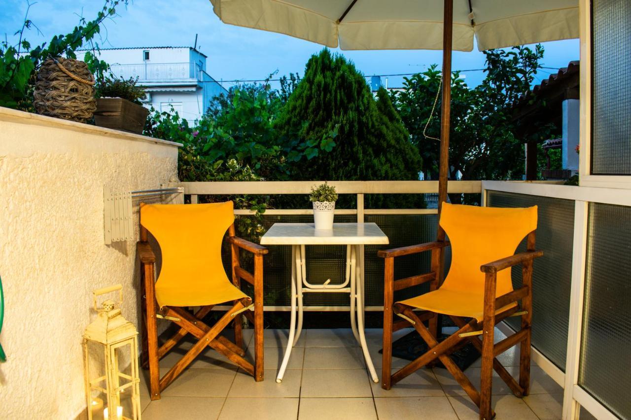 Kiki'S Apartments Neos Pirgos Exterior photo